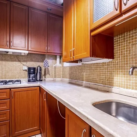 Apartment Flat With Bridge View 200 M To Ortakoy Shore