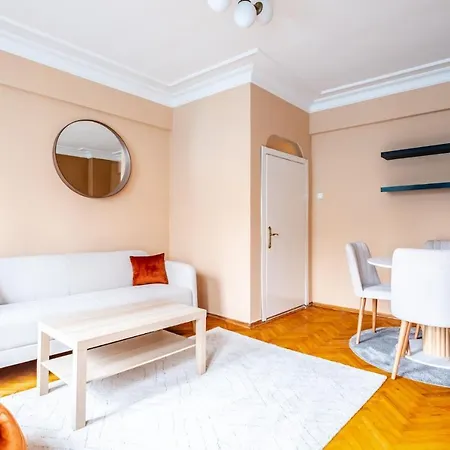 Flat With Bridge View 200 M To Ortakoy Shore *